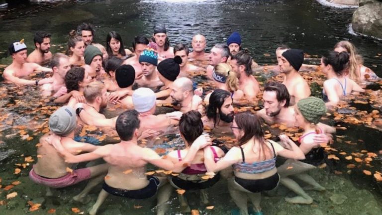 Gruppen Eisbad bei Wim Hof Workshop